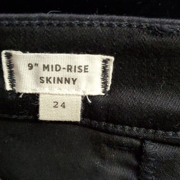 NWOT - Madewell 9" Mid-Rise Skinny Jeans: Velvet Tuxedo Stripe Edition - Picture 4 of 9